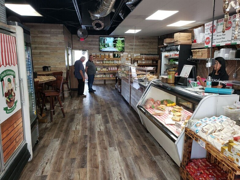 218 E Davis Blvd, Tampa, FL for lease - Building Photo - Image 3 of 4
