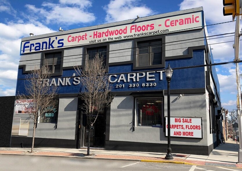 2500 Summit Ave, Union City, NJ for sale - Primary Photo - Image 1 of 1