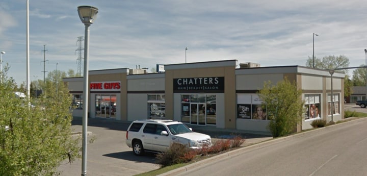 2030 50th Ave, Red Deer, AB à vendre - Photo principale - Image 1 de 1