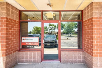301 Harbour Town Dr, Madison, WI for lease Building Photo- Image 1 of 2