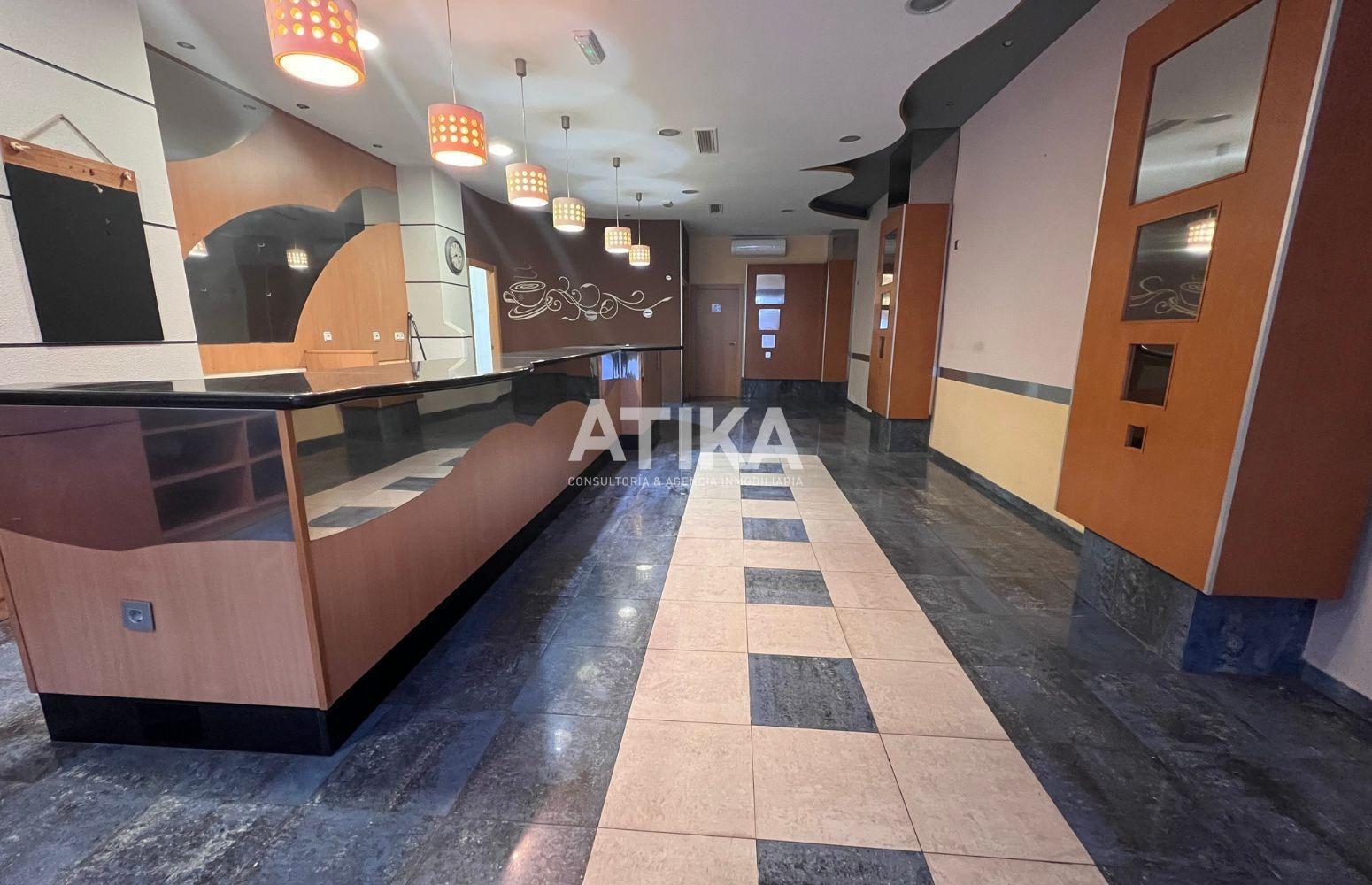 Retail in Ontinyent for lease Building Photo- Image 1 of 21