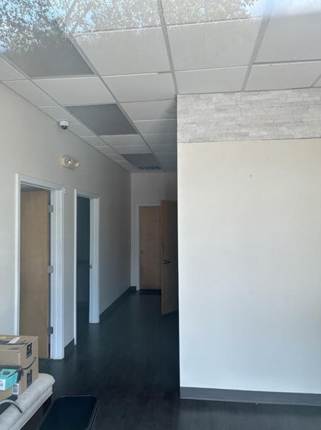 3818 N US Hwy 421, Wilmington, NC for lease Interior Photo- Image 1 of 4