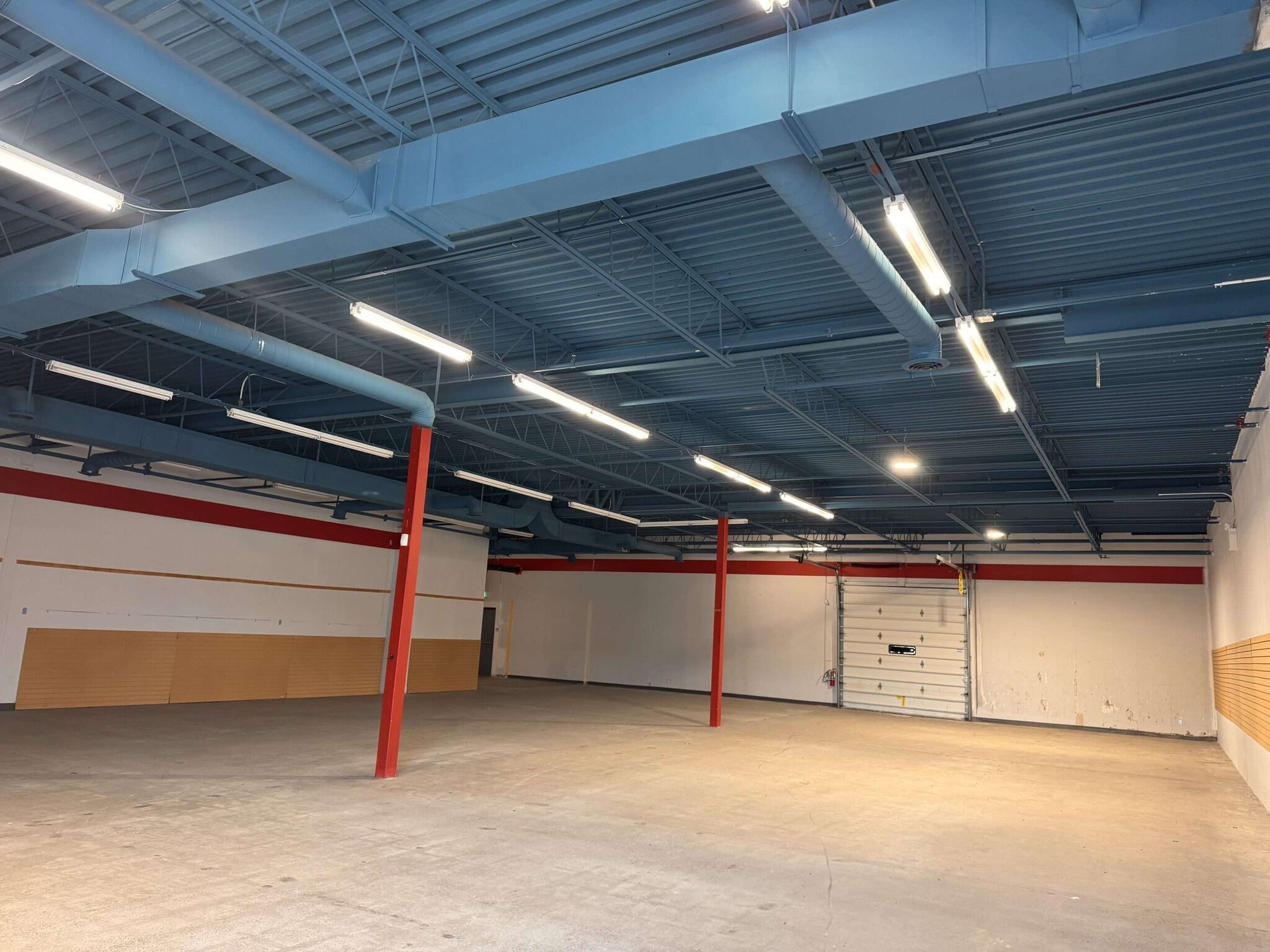 366 N Front St, Belleville, ON for lease Interior Photo- Image 1 of 2