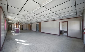 136 Lake St, Penn Yan, NY for lease Interior Photo- Image 1 of 10