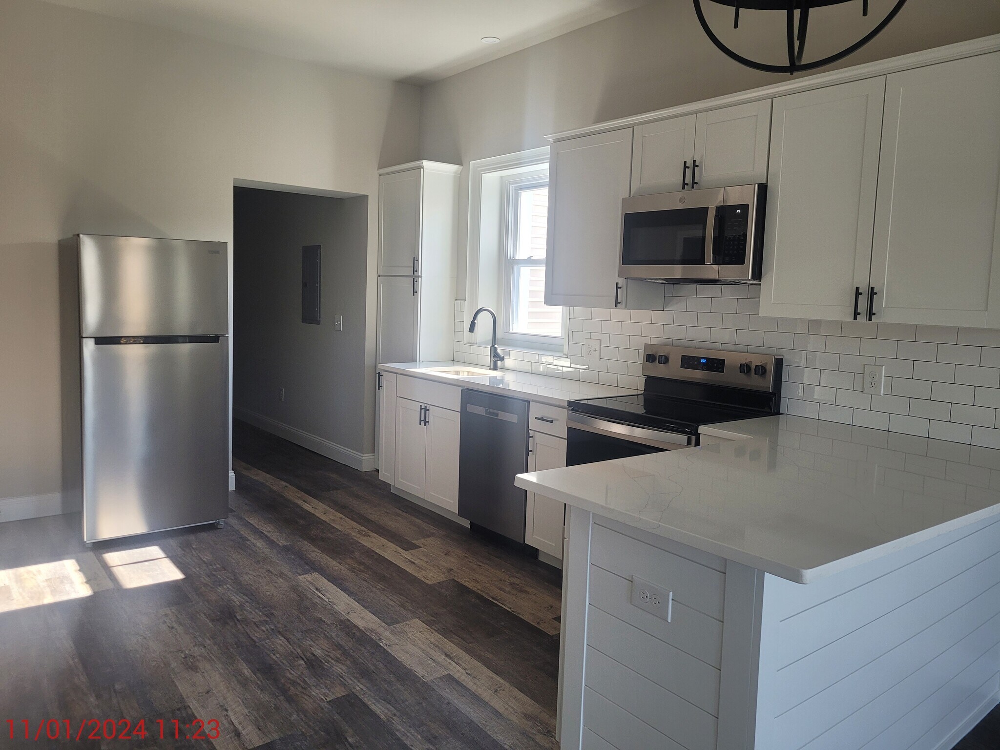 121 S Main St, Alburtis, PA for lease Interior Photo- Image 1 of 14