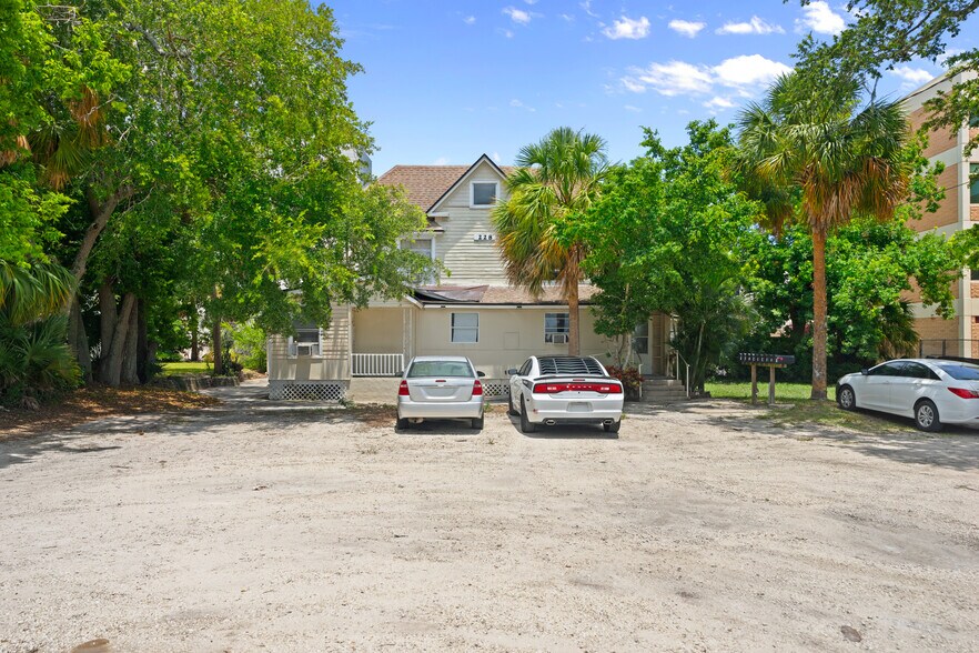 228 Bay St, Daytona Beach, FL à vendre - Photo du bâtiment - Image 3 de 7