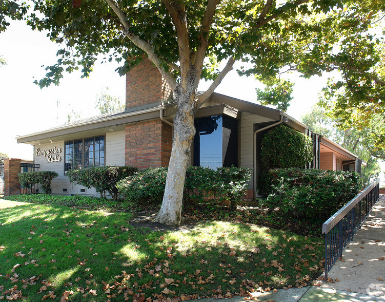 22972-22978 El Toro Rd, Lake Forest, CA for sale - Building Photo - Image 3 of 8