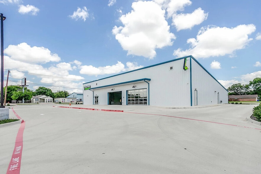 5624 Watauga Rd, Watauga, TX for sale - Building Photo - Image 2 of 13
