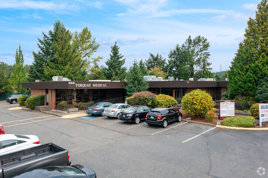 34616 11th Pl S, Federal Way, WA à louer - Photo du bâtiment - Image 1 de 8