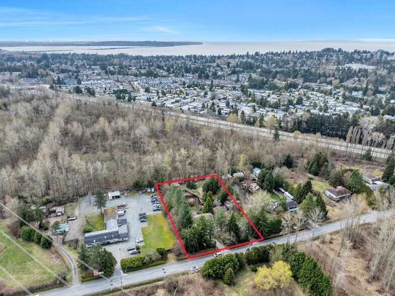 16216 20 Av, Surrey, BC à vendre - Photo du bâtiment - Image 2 de 16