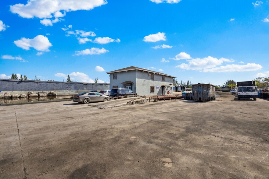 12705 Cairo Ln, Opa-locka, FL for sale - Building Photo - Image 3 of 13