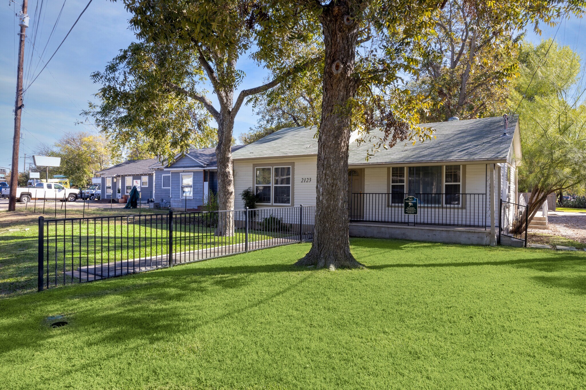 2123 Northland Dr, Austin, TX à vendre Photo principale- Image 1 de 13