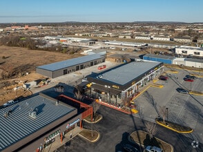 1012 E Henri De Tonti Blvd, Springdale, AR - Aerial map view