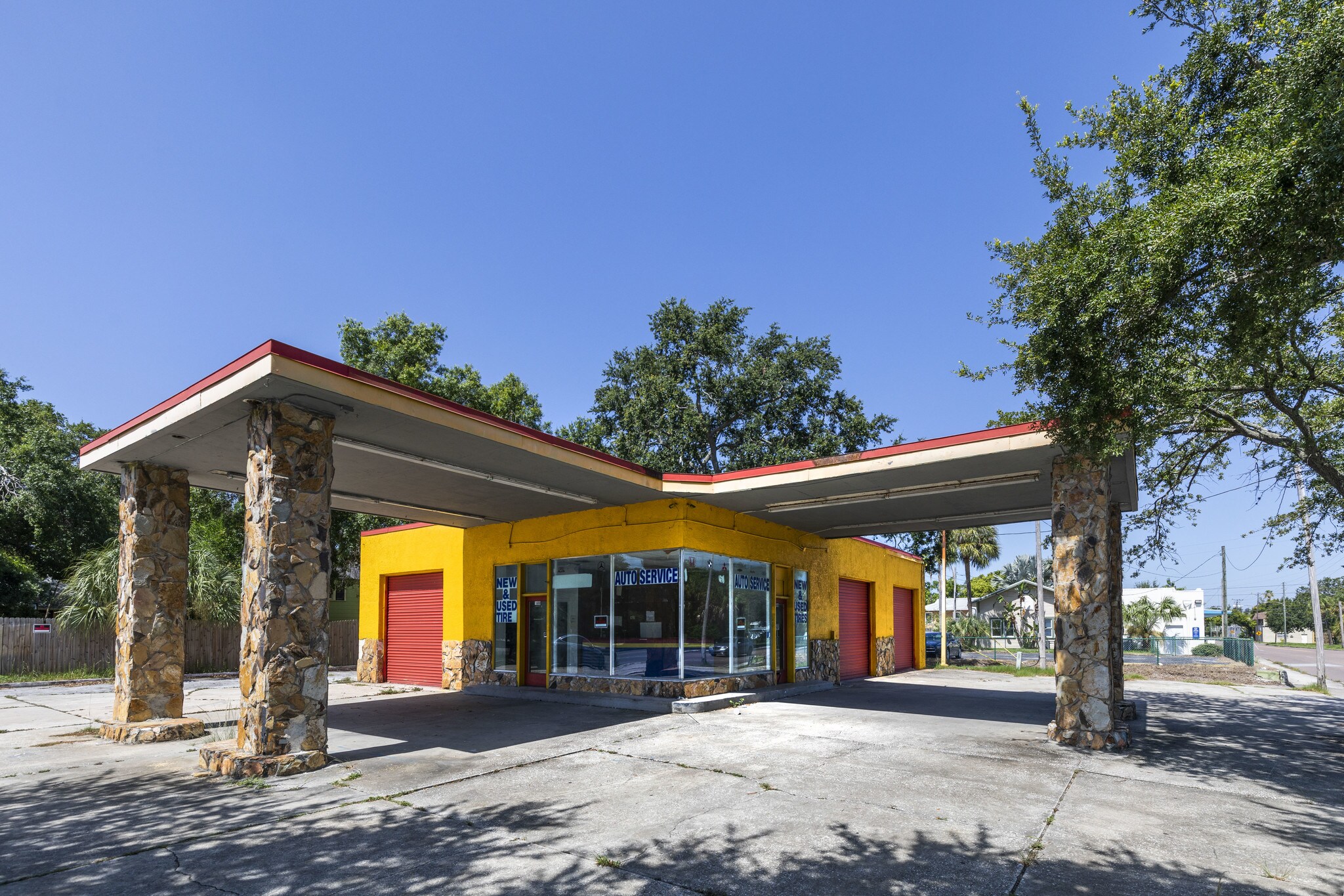 1600 9th Ave N, Saint Petersburg, FL for sale Primary Photo- Image 1 of 14