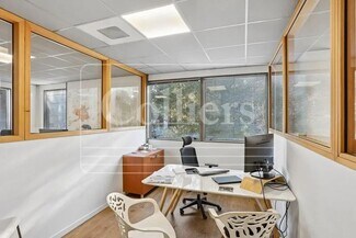 Plus de détails pour 16 Parc du Golf, Aix-en-Provence - Bureau à louer