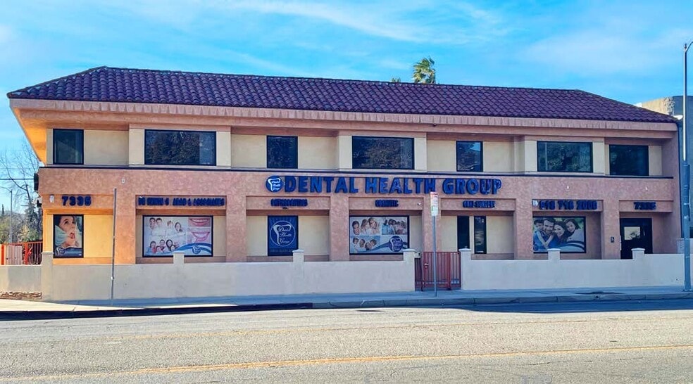 7335 Topanga Canyon Blvd, Canoga Park, CA for lease - Primary Photo - Image 1 of 3