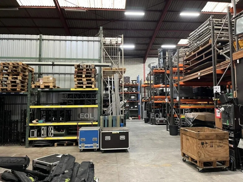 Flex dans SAINT-OUEN-L'AUMONE à louer - Photo intérieure - Image 3 de 9