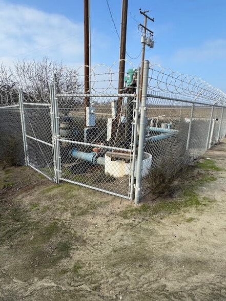 5100 S Pratt St, Tulare, CA for sale - Building Photo - Image 2 of 3