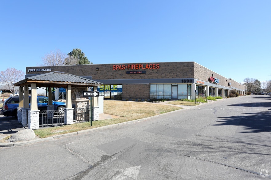 1600 S Abilene St, Aurora, CO for lease - Building Photo - Image 1 of 8