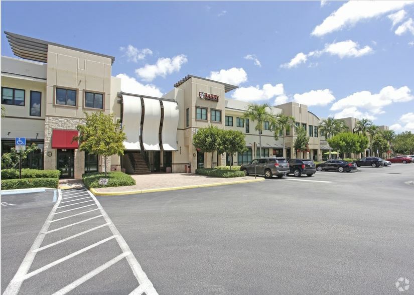 4900 S University Dr, Davie, FL for lease - Building Photo - Image 1 of 11