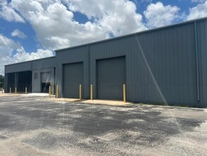 4900-4904 Griggs Rd, Houston, TX for lease Interior Photo- Image 2 of 11