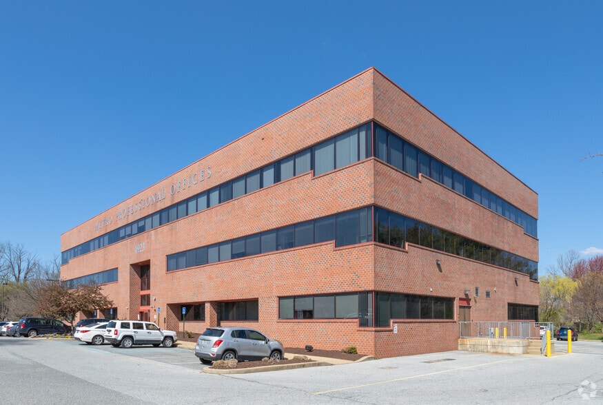 4923 Ogletown Stanton Rd, Newark, DE for lease - Primary Photo - Image 1 of 10