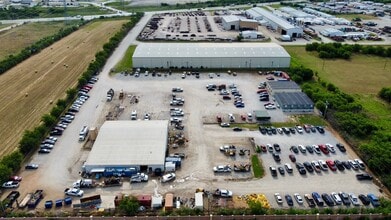 10101 N Saginaw Blvd, Fort Worth, TX for lease Interior Photo- Image 2 of 6