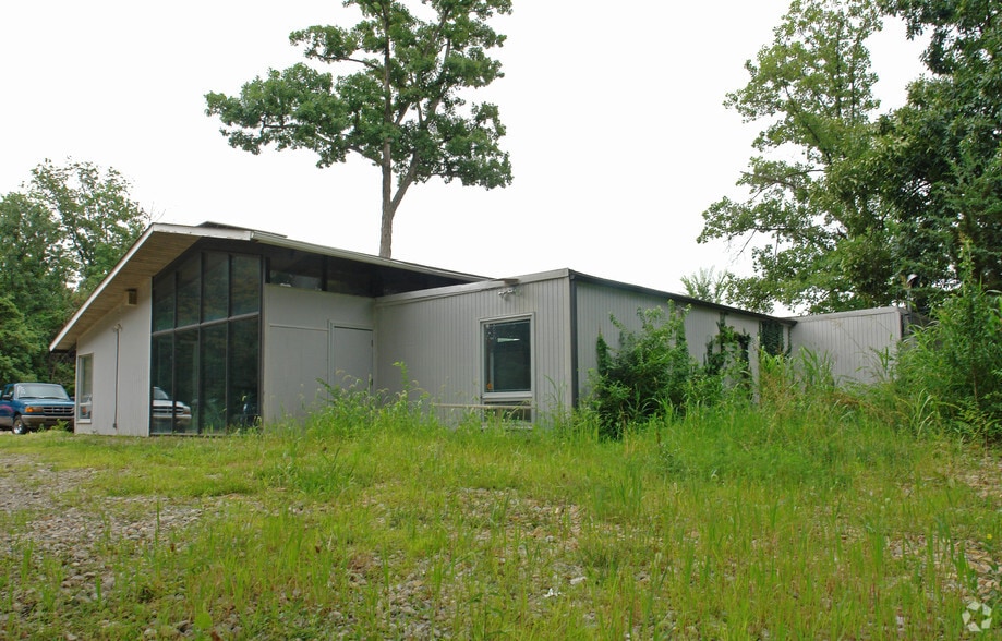 1 Valley Park Rd, Fenton, MO for sale - Building Photo - Image 2 of 3