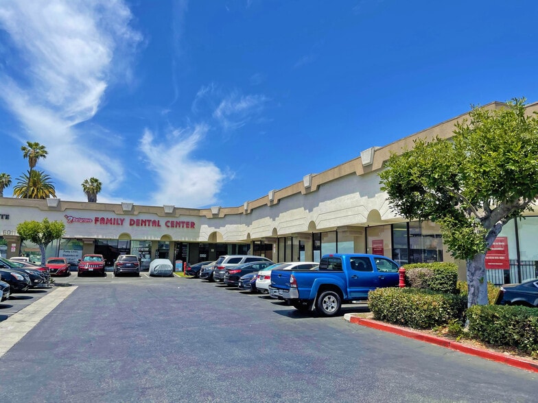 6001-6021 Pacific Blvd, Huntington Park, CA for lease - Building Photo - Image 3 of 9