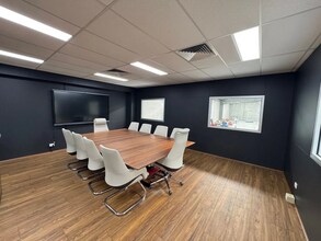 22 Viewtech Pl, Rowville for lease Interior Photo- Image 1 of 6