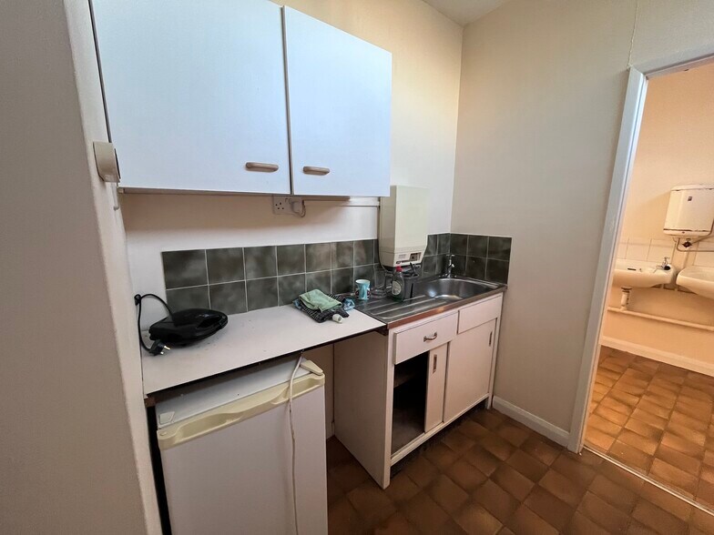 28-36 Cockerton Green, Darlington à louer - Photo du bâtiment - Image 3 de 7