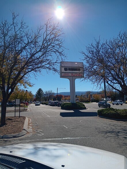 1834 N 12th St, Grand Junction, CO à louer - Photo du bâtiment - Image 3 de 4