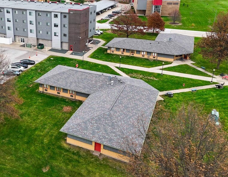 Southeastern Community College portfolio of 2 properties for sale on LoopNet.ca - Building Photo - Image 2 of 5