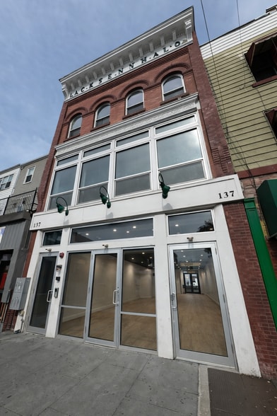 137 Monticello Ave, Jersey City, NJ for lease - Building Photo - Image 1 of 7