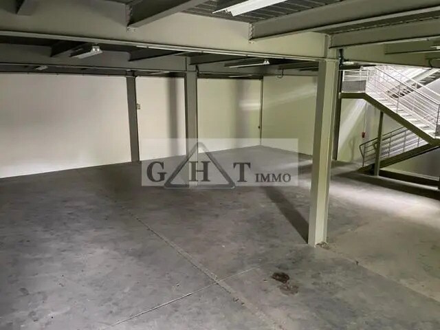 Industriel dans Morangis à louer - Photo intérieure - Image 2 de 7