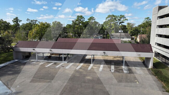 Plus de détails pour 747 N Eldridge Pky, Houston, TX - Terrain à louer