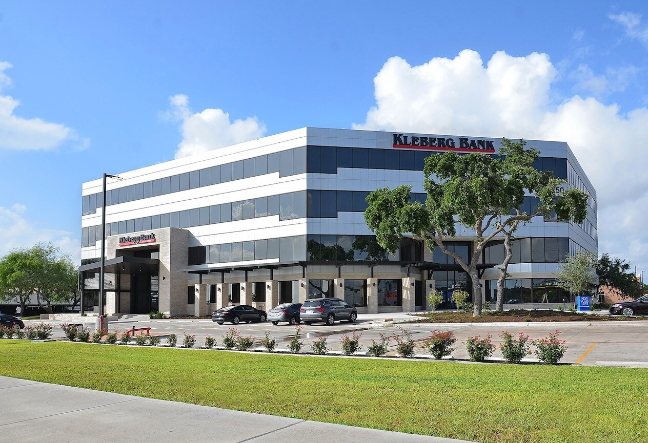 5350 S Staples St, Corpus Christi, TX for lease Building Photo- Image 1 of 7