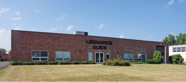 115 E University Dr, Arlington Heights, IL for lease - Primary Photo - Image 1 of 38