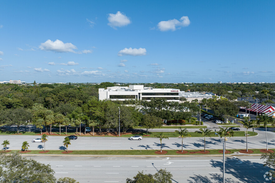 1499 W Palmetto Park Rd, Boca Raton, FL à louer - Photo du bâtiment - Image 2 de 26