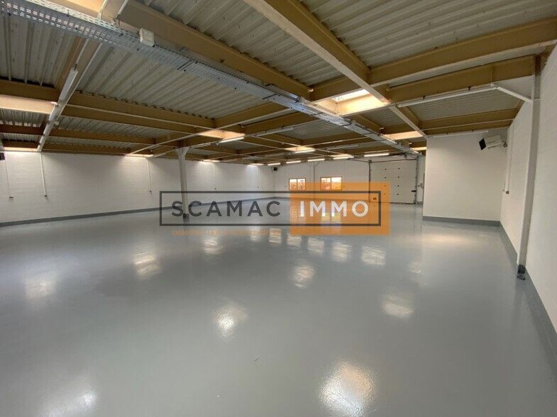 Industrial in Croissy-Beaubourg for lease - Building Photo - Image 3 of 12