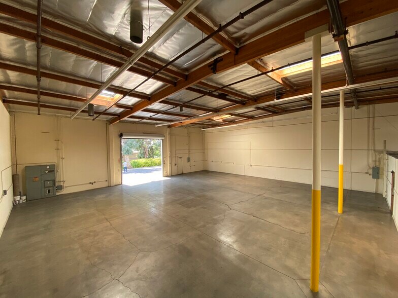 950 W Central Ave, Brea, CA à vendre - Photo intérieure - Image 3 de 18