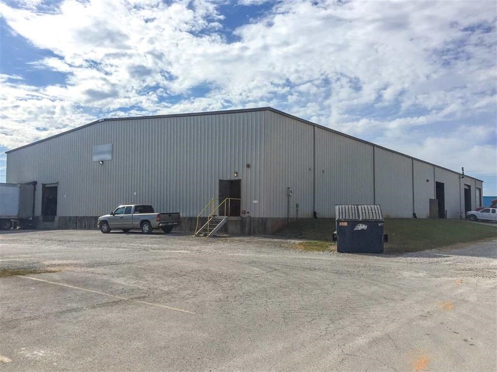 3175 Fitzgerald Dr, Bowling Green, KY for lease Primary Photo- Image 1 of 6