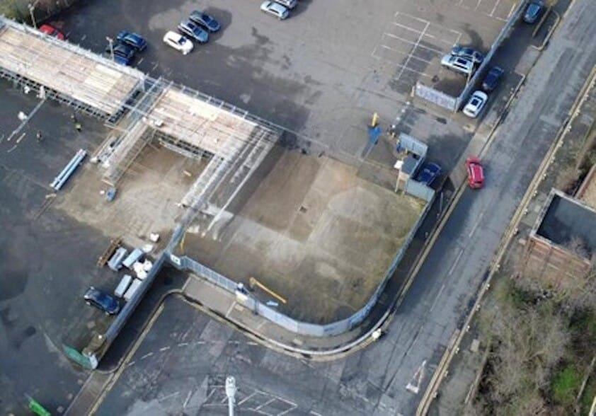 35 Hythe Rd, London for lease - Building Photo - Image 2 of 9