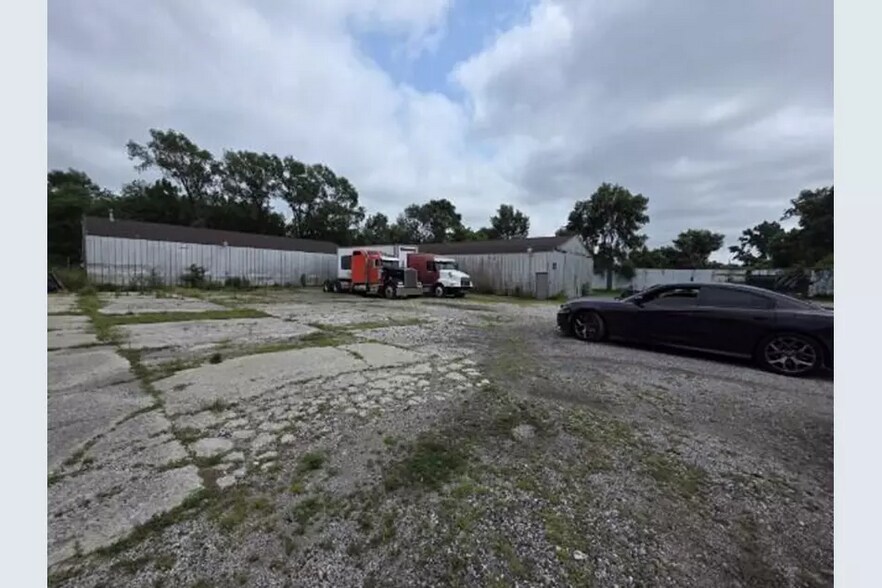 3777 Vermont St, Gary, IN for sale - Building Photo - Image 2 of 10