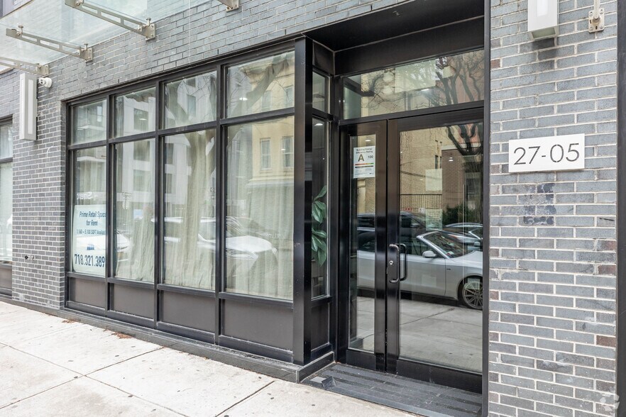 27-05 41st Ave, Long Island City, NY à vendre - Photo du bâtiment - Image 3 de 13