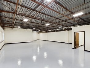 22 Riverview Dr, Wayne, NJ à louer Photo intérieure- Image 2 de 3