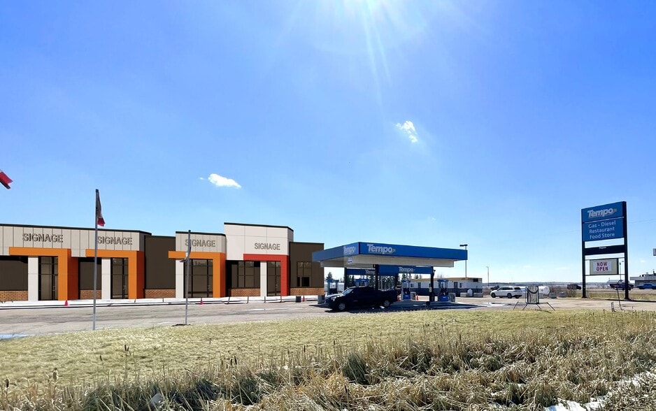 22279 AB-16, Ardrossan, AB à louer - Photo du bâtiment - Image 1 de 3