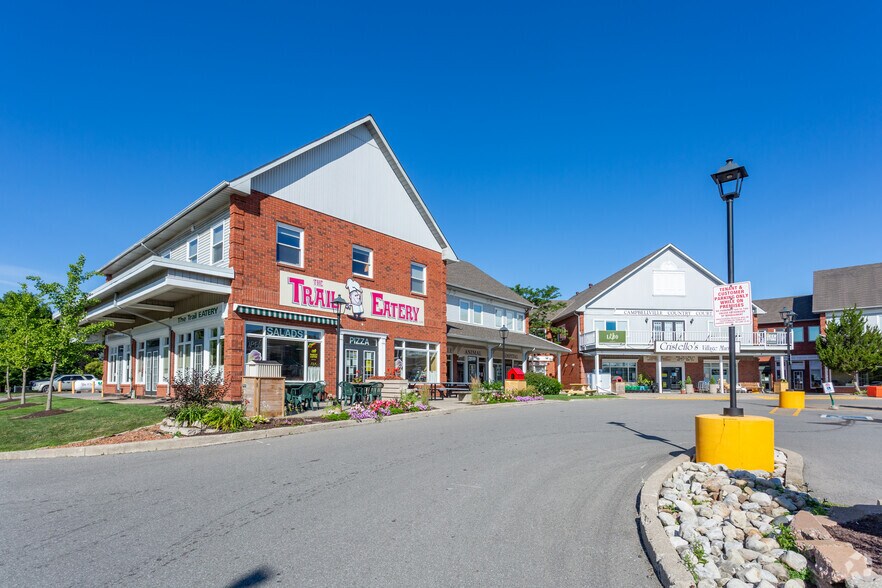 35 Crawford Cres, Milton, ON à louer - Photo du bâtiment - Image 2 de 13