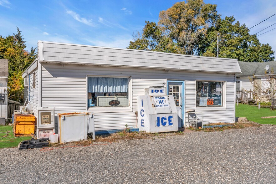 387 Route 9, Eagleswood Township, NJ à louer - Photo du bâtiment - Image 3 de 57