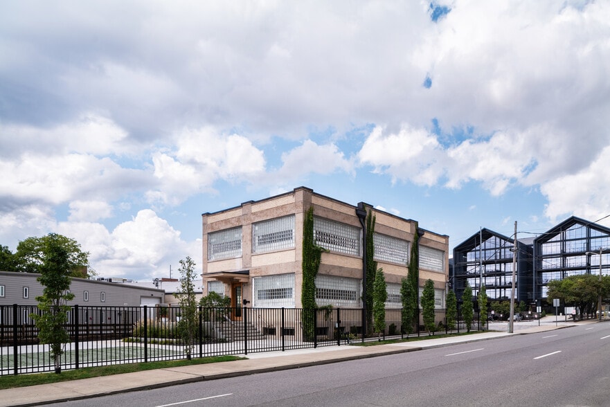 1219 4th Ave S, Nashville, TN for lease - Building Photo - Image 3 of 23
